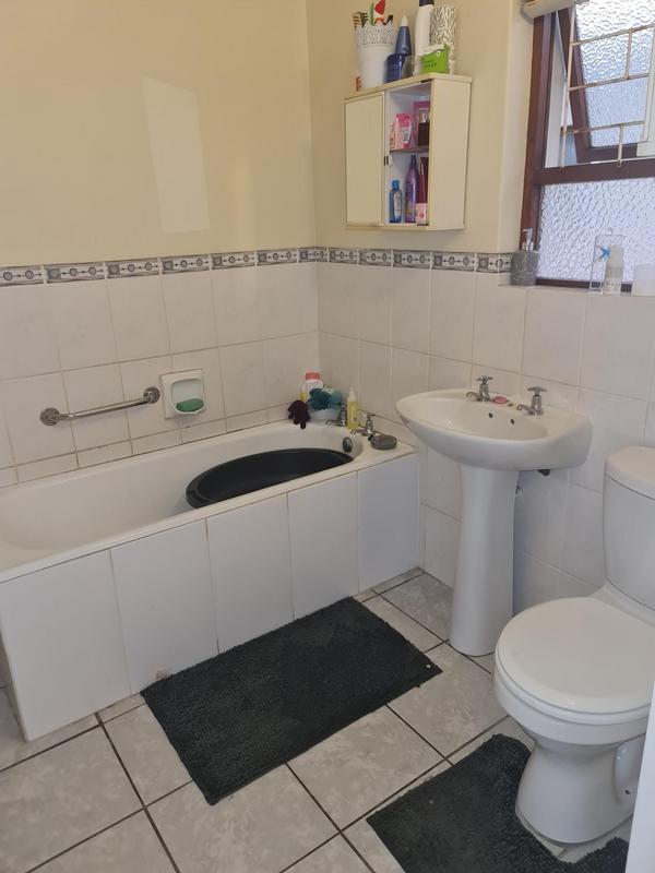 1 Bedroom Property for Sale in Northcliff Western Cape
